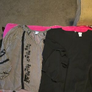 2 Womens Sz 3 Chicos Dress Tops